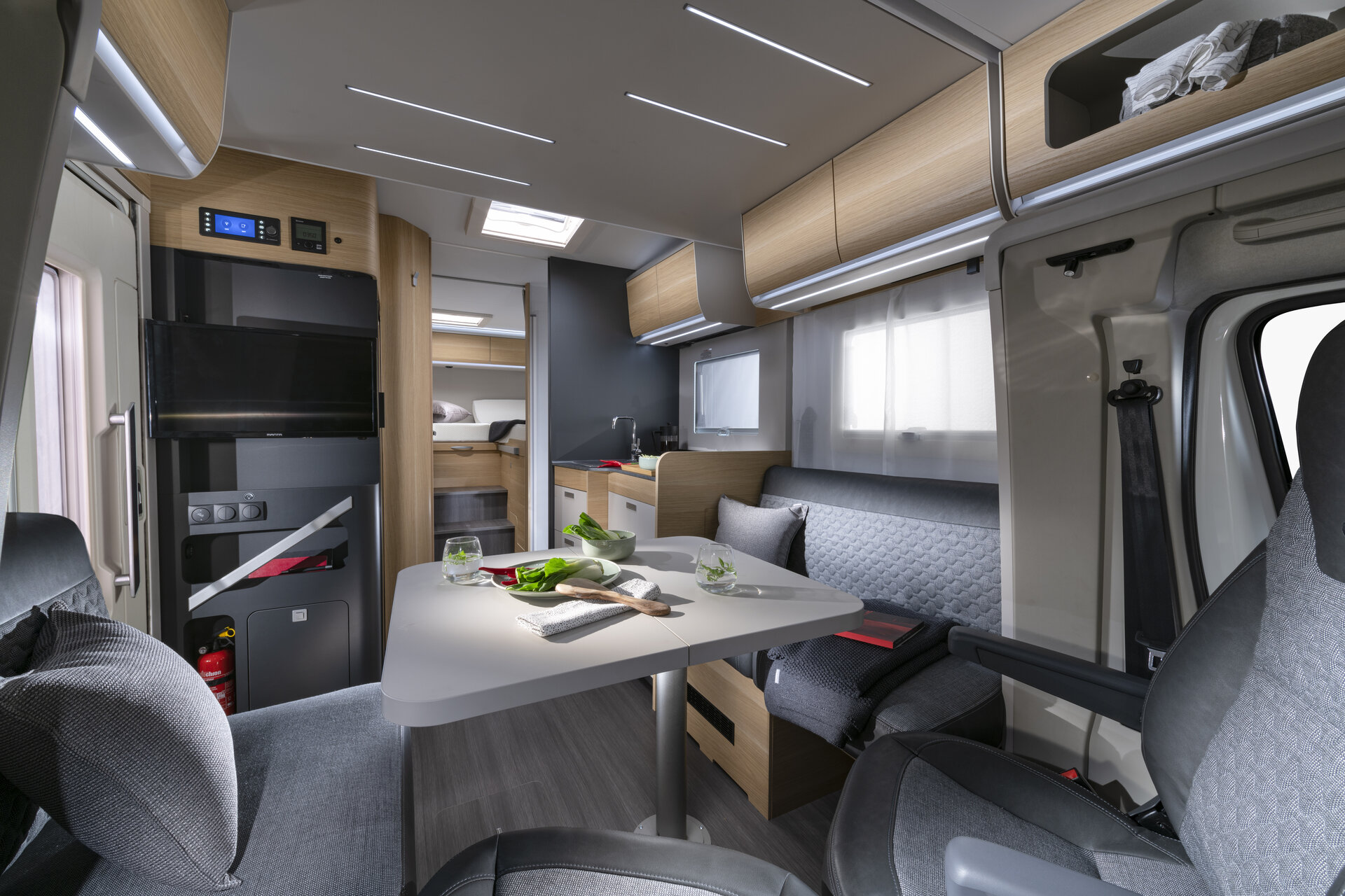 Adria Matrix Axess 650 DL - notranjost