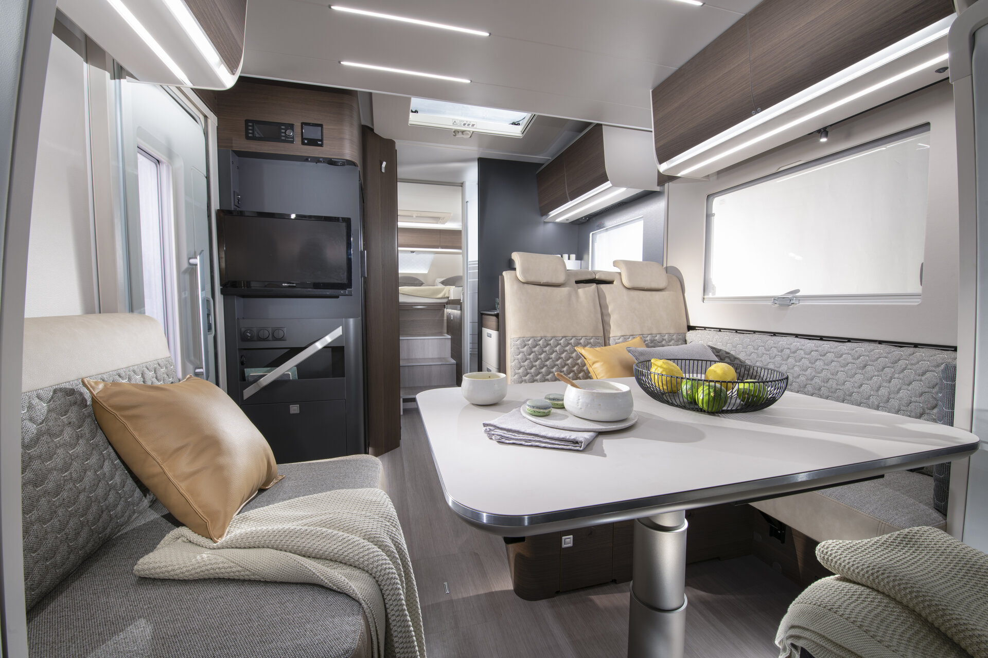 Avtodom Matrix Supreme M670 SL - notranjost