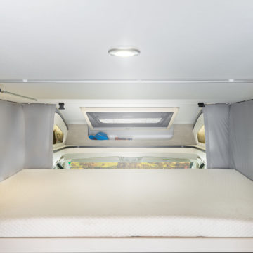 Spustna postelja v Adriinem avtodomu serije S