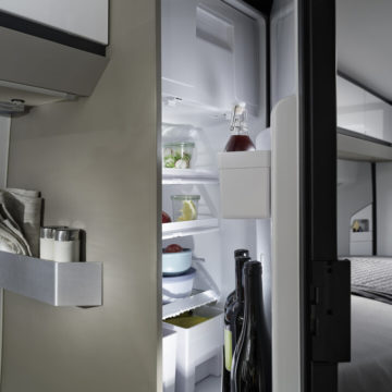 Van Adria Twin Plus hladilnik v 640SLB